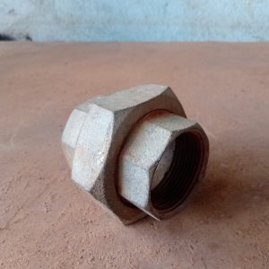 União Roscável Ferro 1.1/2" - G250206